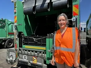 « IL VA VIVRE TROIS MOIS D’ANGOISSE » : EN NORMANDIE, UN ÉBOUEUR DE 18 ANS PIQUÉ PAR UNE SERINGUE LORS D’UNE COLLECTE