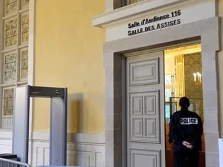 COUPS DE COUTEAU, ÉTRANGLEMENTS, NOYADES… UN HOMME JUGÉ POUR UNE TRÈS VIOLENTE SÉQUESTRATION EN SAÔNE-ET-LOIRE
