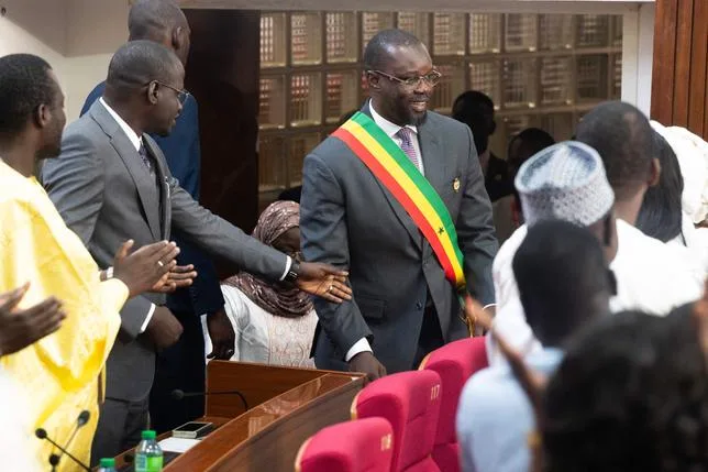 COHABITATION ENTRE SONKO ET FAYE : LE SÉNÉGAL JOUE AUSSI SA STABILITÉ DÉMOCRATIQUE