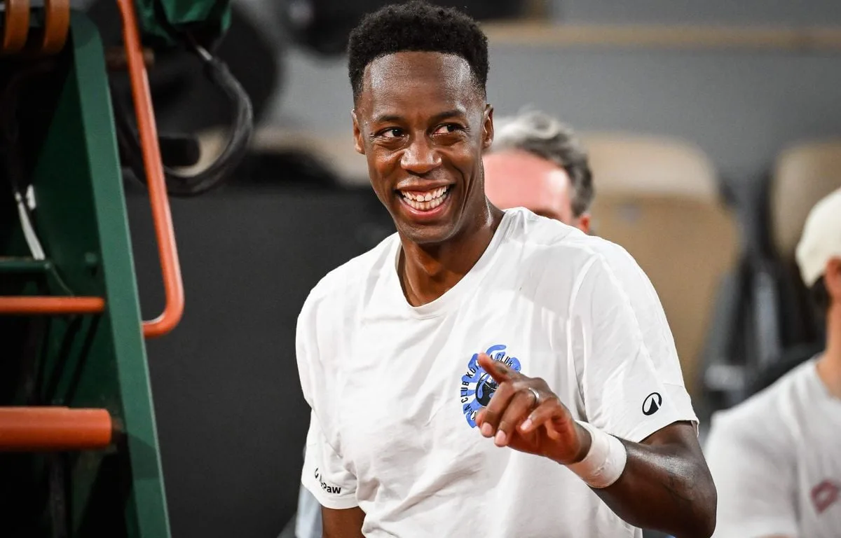 GAËL AND FRIENDS : VICTOIRE CONTRE DJOKOVIC ET DISCUSSION ENTRE MOUSQUETAIRES, MONFILS A BIEN PROFITÉ DE SA SOIRÉE