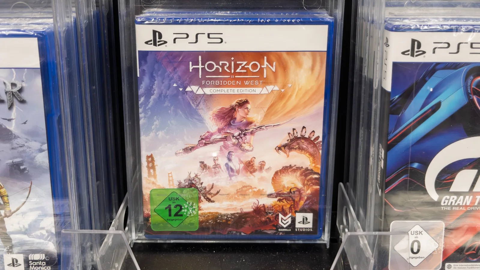 « C’EST UNE DÉCISION ASSEZ RADICALE » : MÊME UN ANCIEN PATRON DES STUDIOS PLAYSTATION S’INQUIÈTE DE LA MORT DU DISQUE