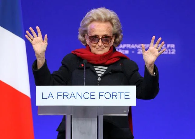 MORT DE BERNADETTE CHIRAC, UNE PREMIÈRE DAME “INDOMPTABLE”