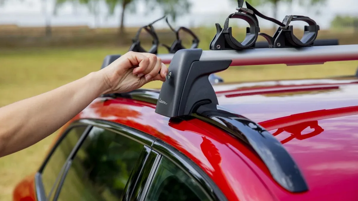 TRACTER UNE REMORQUE ET CHARGER LES VÉLOS EN VOITURE ÉLECTRIQUE SANS EXPLOSER LE BUDGET : VOICI LES MODÈLES QUI LE FONT VRAIMENT