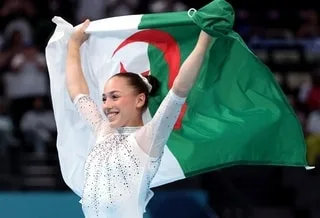 COMMENT KAYLIA NEMOUR A BOUSCULÉ LE MONDE DE LA GYMNASTIQUE ARTISTIQUE ALGÉRIENNE