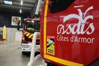 UN JEUNE CYCLISTE DE 21 ANS MEURT DANS UN ACCIDENT DE LA ROUTE DANS LES CÔTES-D’ARMOR