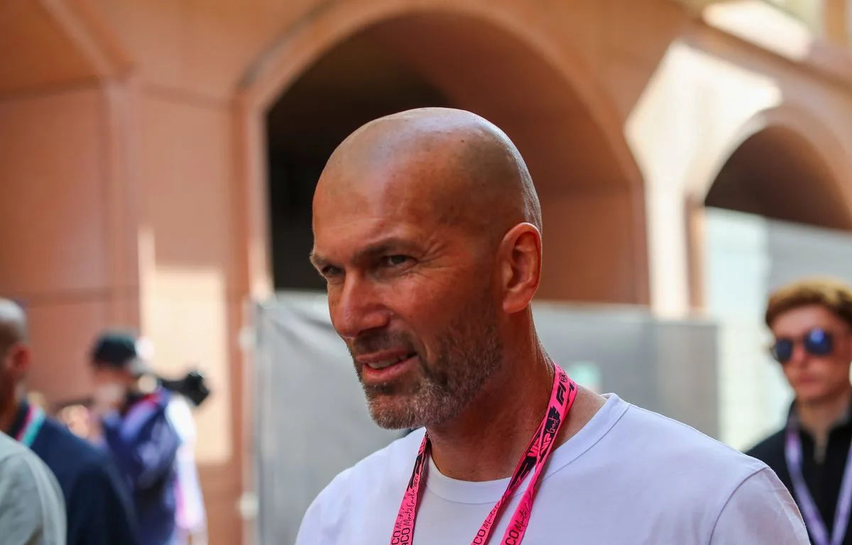 EQUIPE DE FRANCE : NOMMER ZINÉDINE ZIDANE SÉLECTIONNEUR ? « LA QUESTION NE S’EST JAMAIS POSÉE » POUR NOËL LE GRAËT
