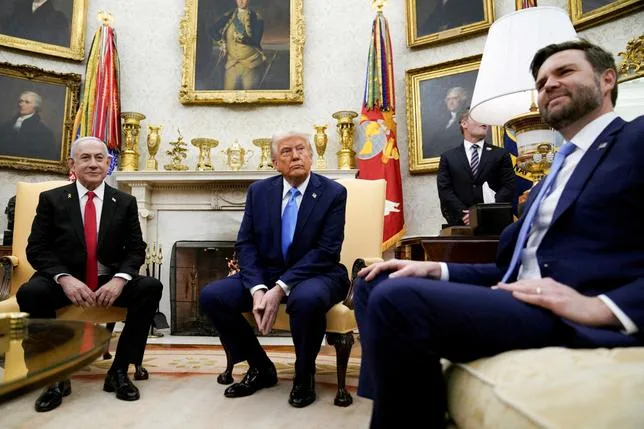 ENTRE TRUMP ET NÉTANYAHOU, SOURIRES DE FAÇADE ET “CONFIANCE AU PLUS BAS”