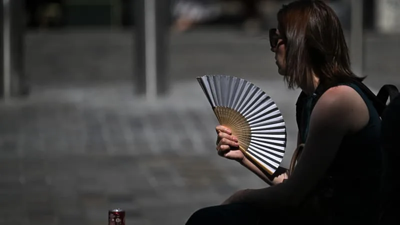 CANICULE: 23 DÉPARTEMENTS EN VIGILANCE ORANGE JEUDI, CONTRE 16 CE MERCREDI