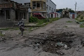 CARTE. GUERRE EN UKRAINE : DIX MORTS DANS DES FRAPPES, AMBASSADEUR RUSSE CONVOQUÉ EN ROUMANIE… LE POINT DU JOUR
