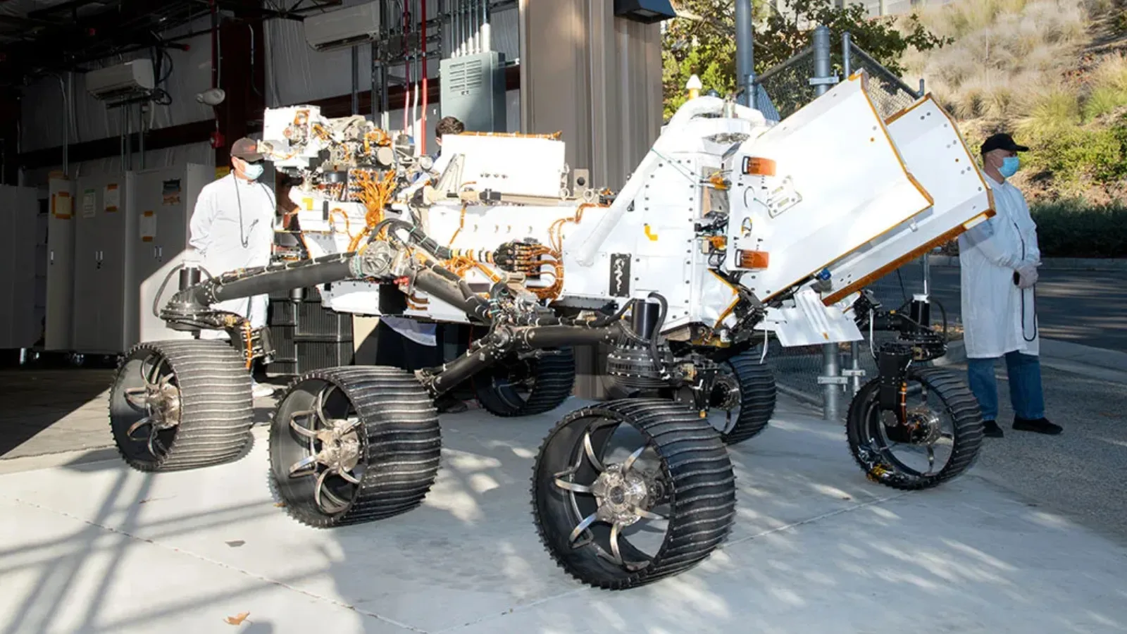 UN CLONE DU ROVER PERSEVERANCE ALIMENTÉ AU NUCLÉAIRE BIENTÔT SUR LA LUNE ? LE PROJET FOU DE LA NASA