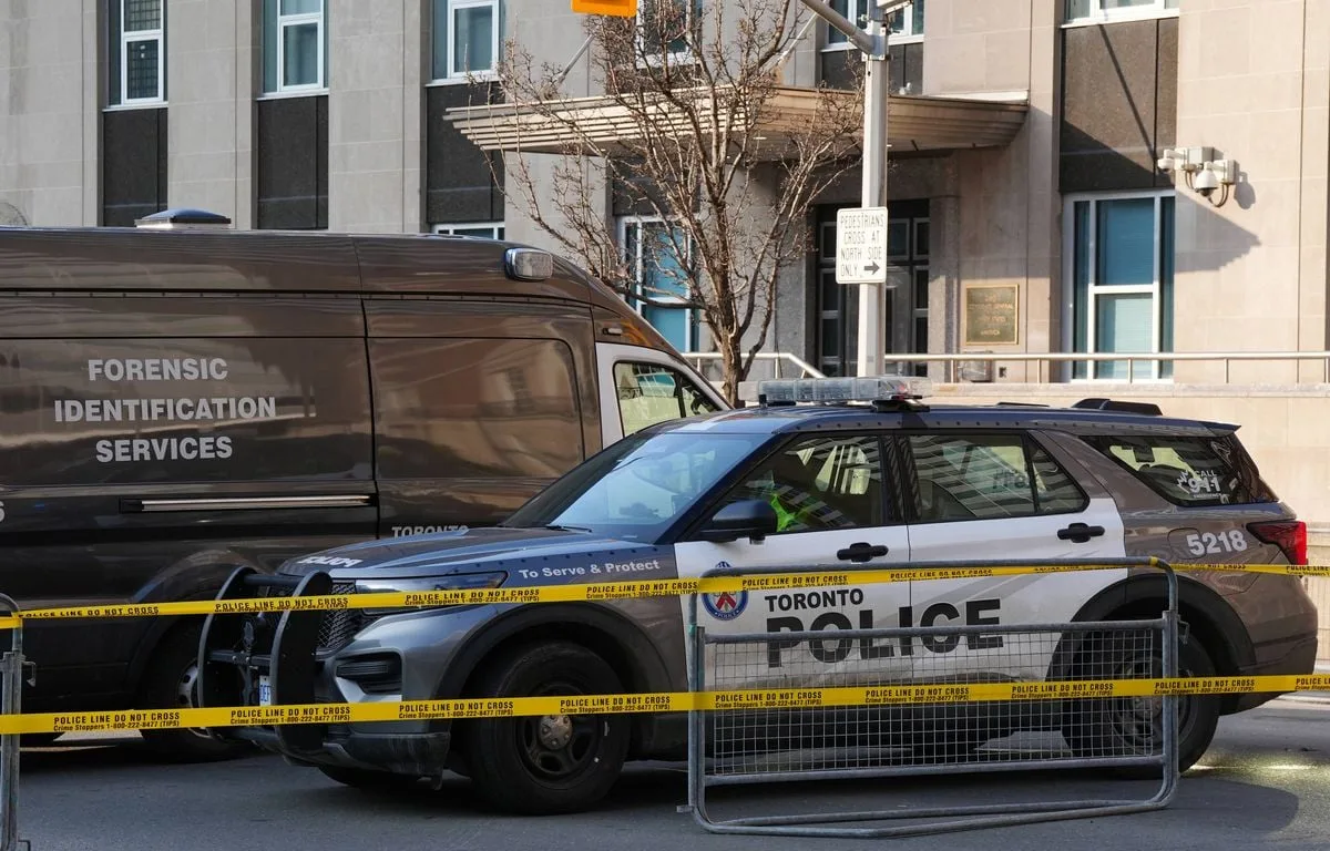 ESPAGNE : TROIS POLICIERS CANADIENS ARRÊTÉS POUR UNE AGRESSION SEXUELLE À BARCELONE