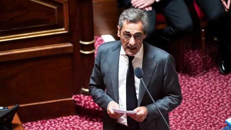 « IL EST MALIN »: SERGE PAPIN ESTIME QUE LE PDG DE TOTALENERGIES « FAIT LE JOB » ET « EST EN TRAIN DE CHANGER L’IMAGE » DU GROUPE EN LUI DONNANT « UNE DIMENSION UN PEU SOCIÉTALE »