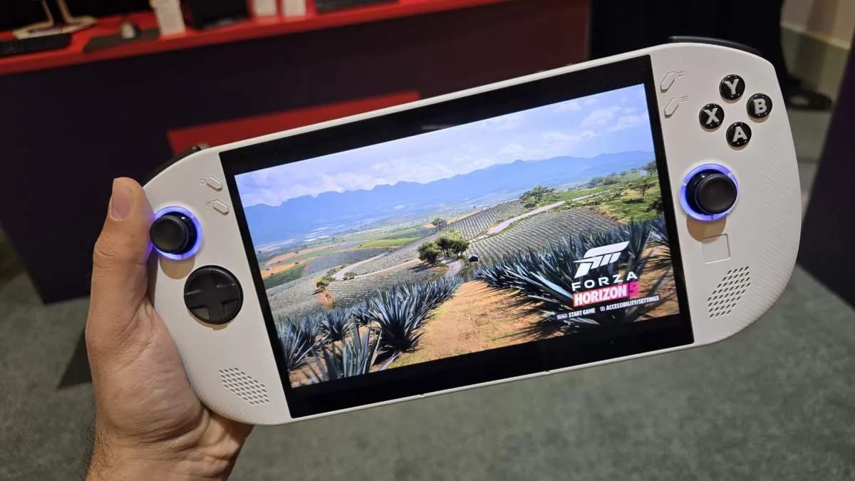 LA LENOVO LEGION GO S DEVIENT L’UNE DES MEILLEURES CONSOLES PORTABLES PC À CE PRIX