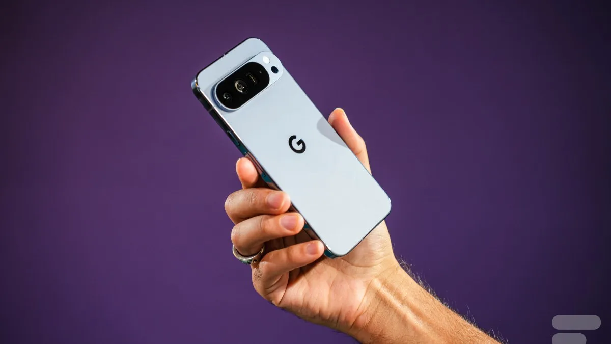 LES NOUVEAUX EMOJIS 3D DE GOOGLE DÉBARQUENT ENFIN SUR D’ANCIENS PIXEL : VOICI À QUOI VOUS ATTENDRE