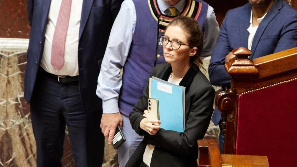LE GOUVERNEMENT VEUT RENDRE INÉLIGIBLE LES PERSONNES CONDAMNÉES POUR RACISME OU ANTISÉMITISME